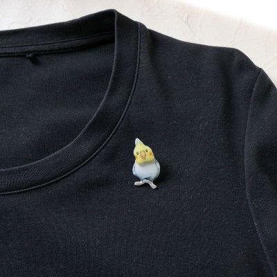 画像2:  オカメインコ 首かしげ ぷくぷく重ね ブローチ タックピン 小鳥